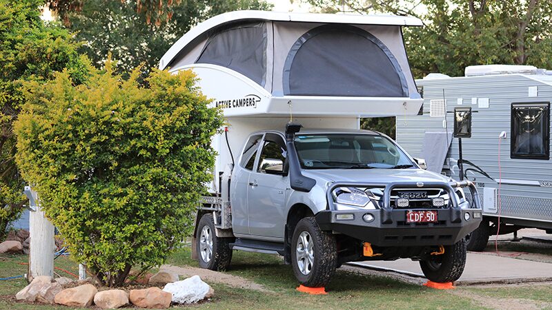 Shady caravan and camping sites at Rubyvale Caravan Park